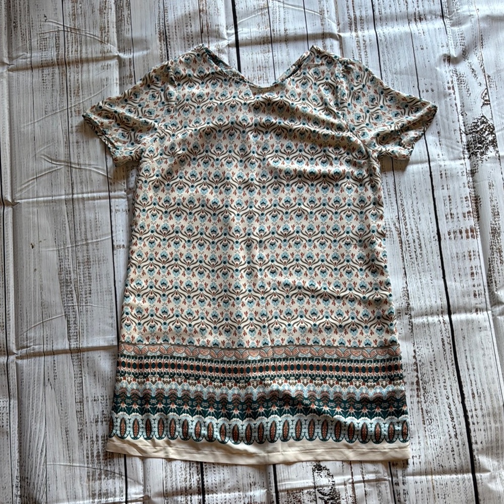 Lulu's Cream and Blue V-Neck Mini Dress Short Sleeve Casual